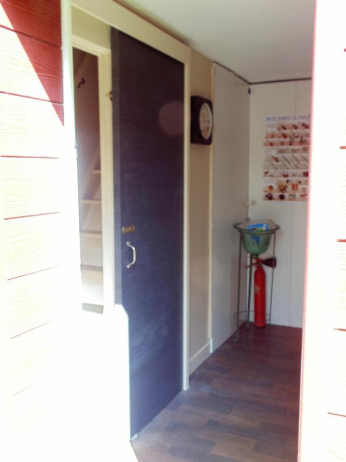 Chambre d'hôtes, Evron Soirée étape Extérieur photo